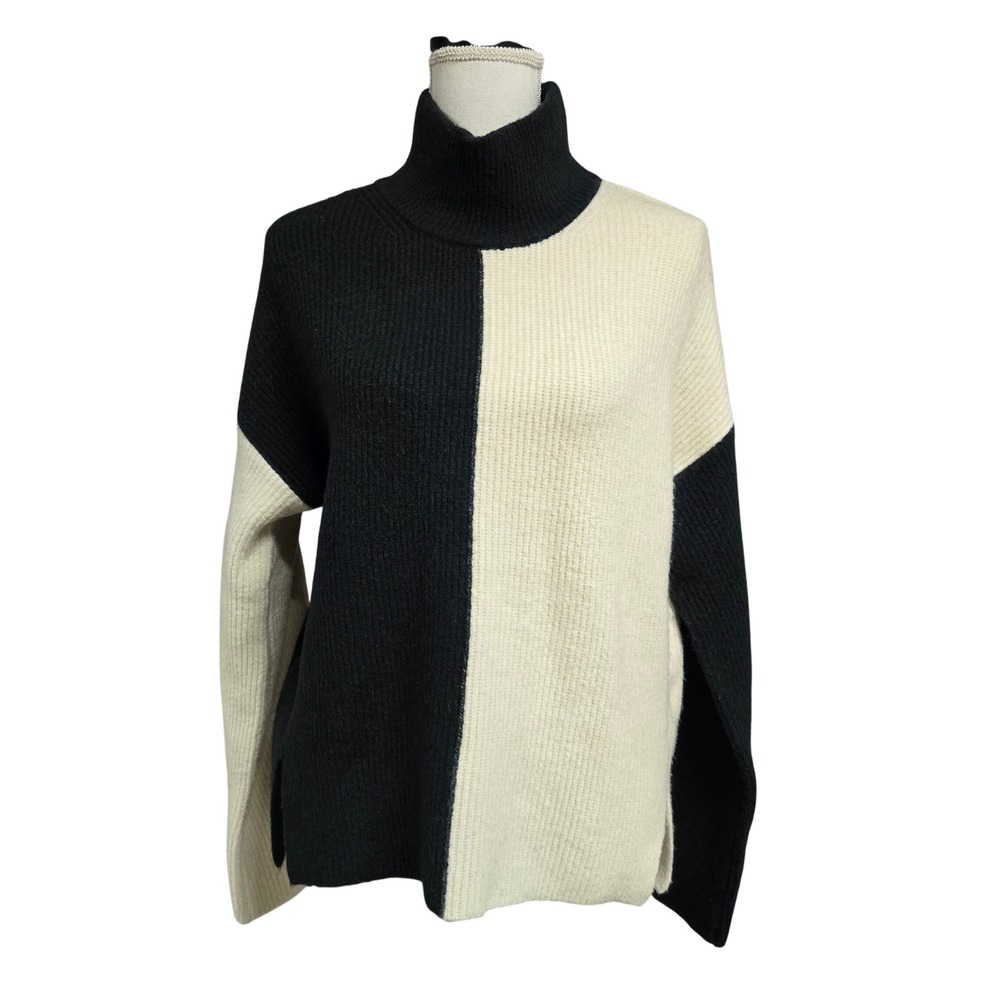 Abercrombie & Fitch Colorblock Turtleneck Sweater Black Cream Ribbed Size M